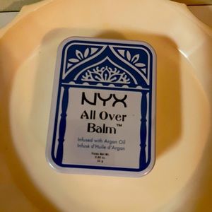 NYX all over Balm